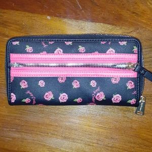Juicy Couture wallet